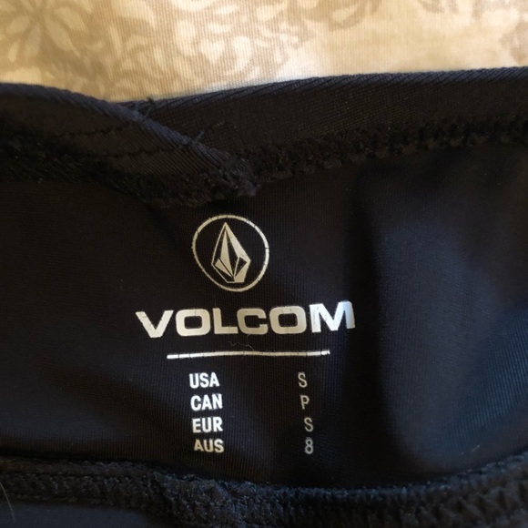 Two Volcom simply seamless; one piece swimsuits - Picture 4 of 6